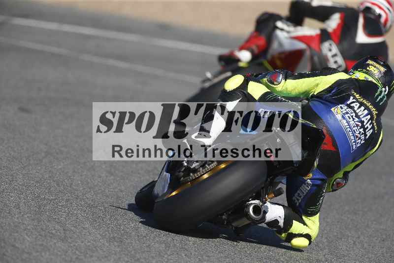 /01 26.-28.01.2024 Moto Center Thun Jerez/Gruppe gruen-green/backside